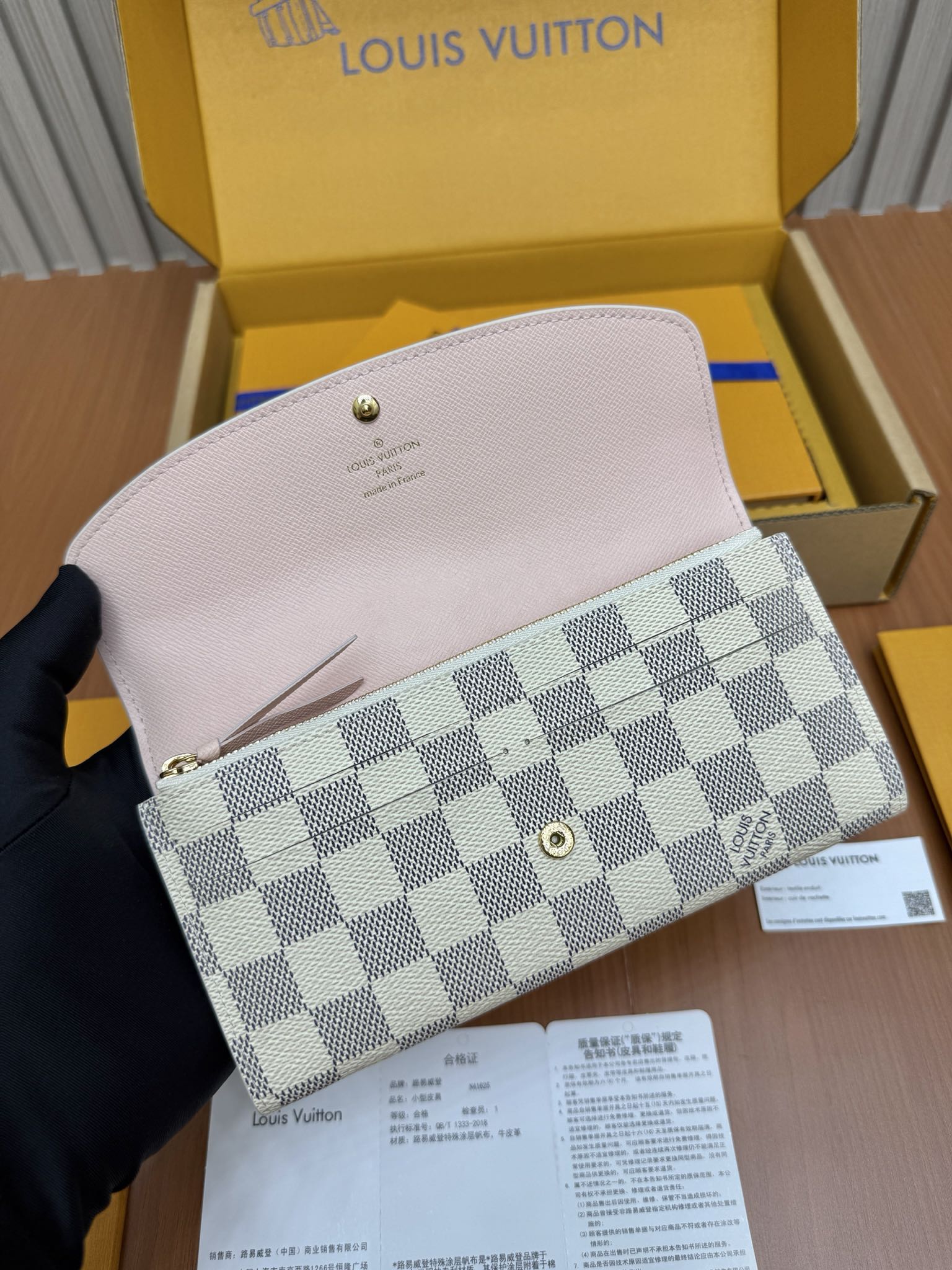 a4c980ab781cbe364838ebc95f93687d_1758945222_4434.jpg