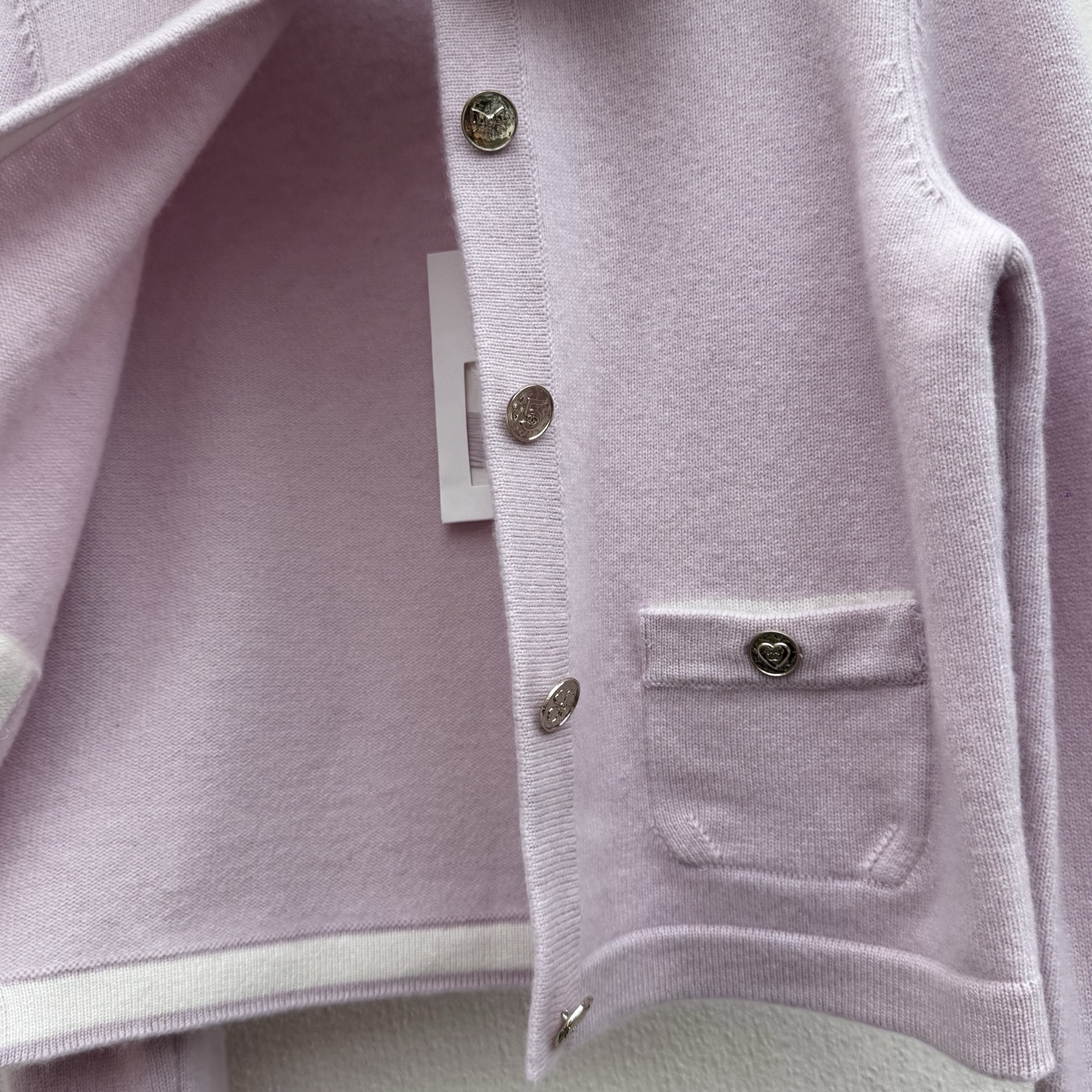 954f7d98fcae88f6fbd56ed9cb2f3a83_1760420501_9517.jpg 954f7d98fcae88f6fbd56ed9cb2f3a83_1760420501_9517.jpg