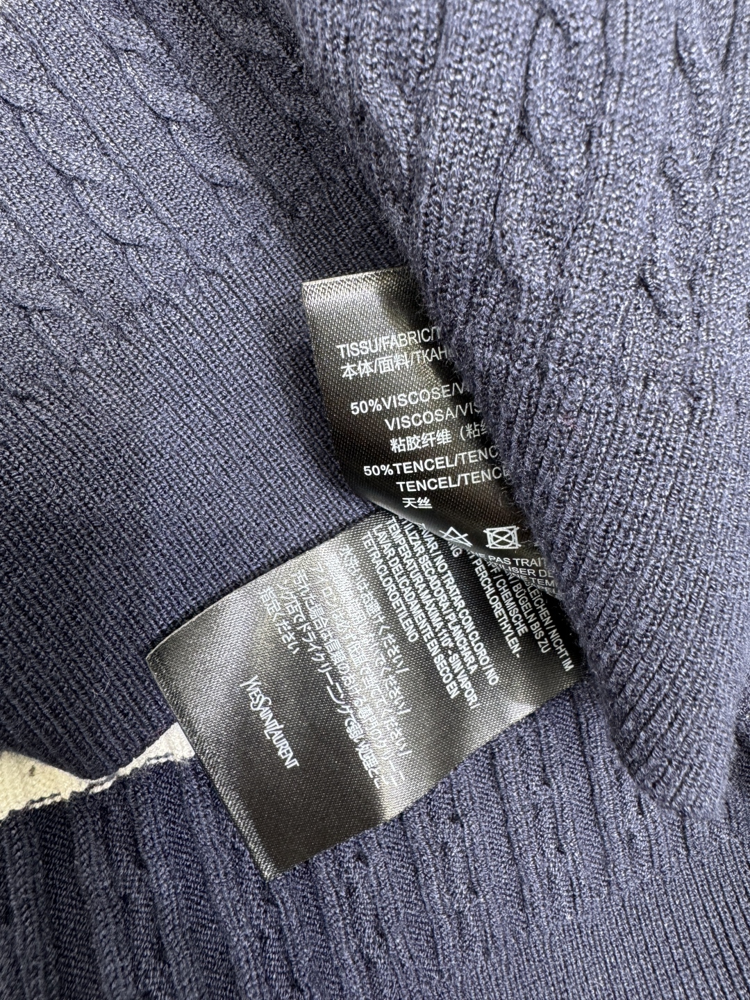 f9ebf5631960fe693a590c55585b6699_1759893284_2404.jpg f9ebf5631960fe693a590c55585b6699_1759893284_2404.jpg