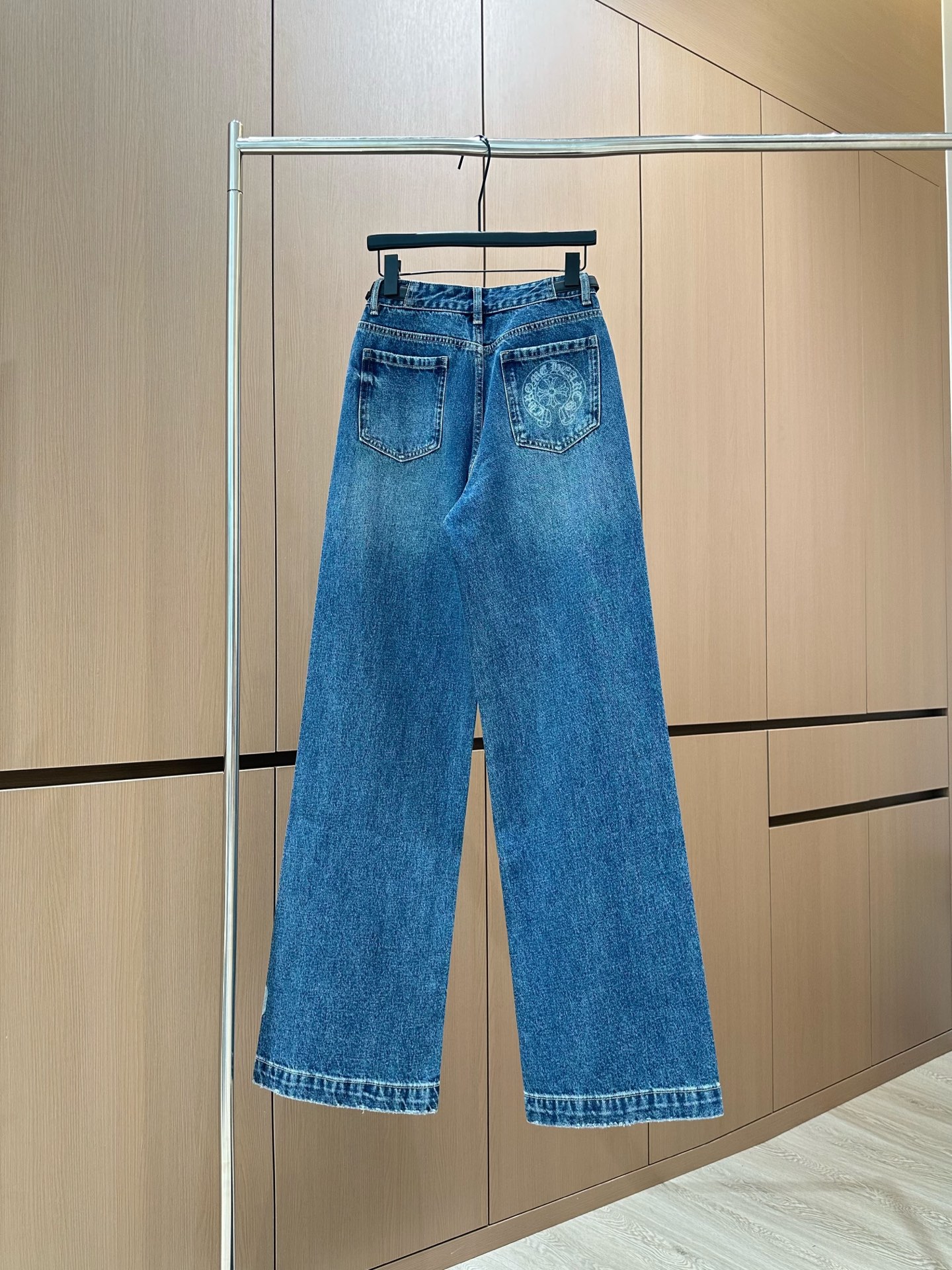 f9ebf5631960fe693a590c55585b6699_1759896370_9929.jpg f9ebf5631960fe693a590c55585b6699_1759896370_9929.jpg