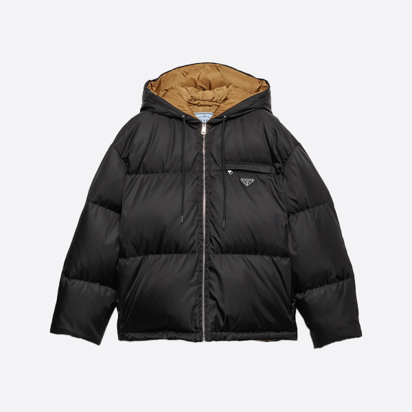 プラダ リバーシブルダウンジャケット