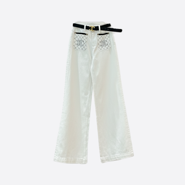 シャネル ココマトラッセ ホワイト デニムパンツ