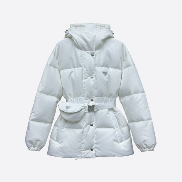 プラダ ナイロン パデッド ベルト ダウンジャケット ホワイト