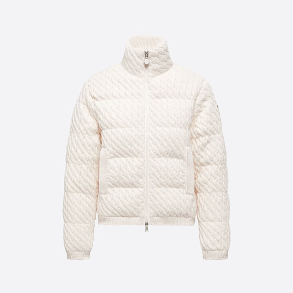 モンクレール ケーブルニット ダウンジャケット