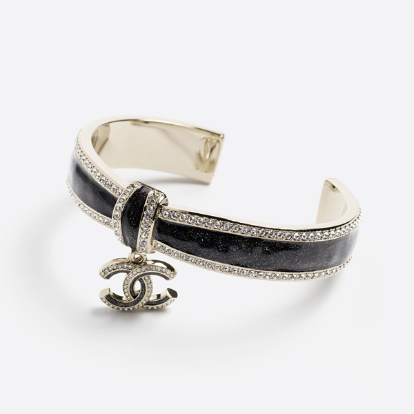 シャネル オープンブレスレット ABG392B21903U3573