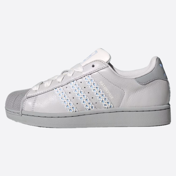 アディダス カジュアルシューズ KJ4210